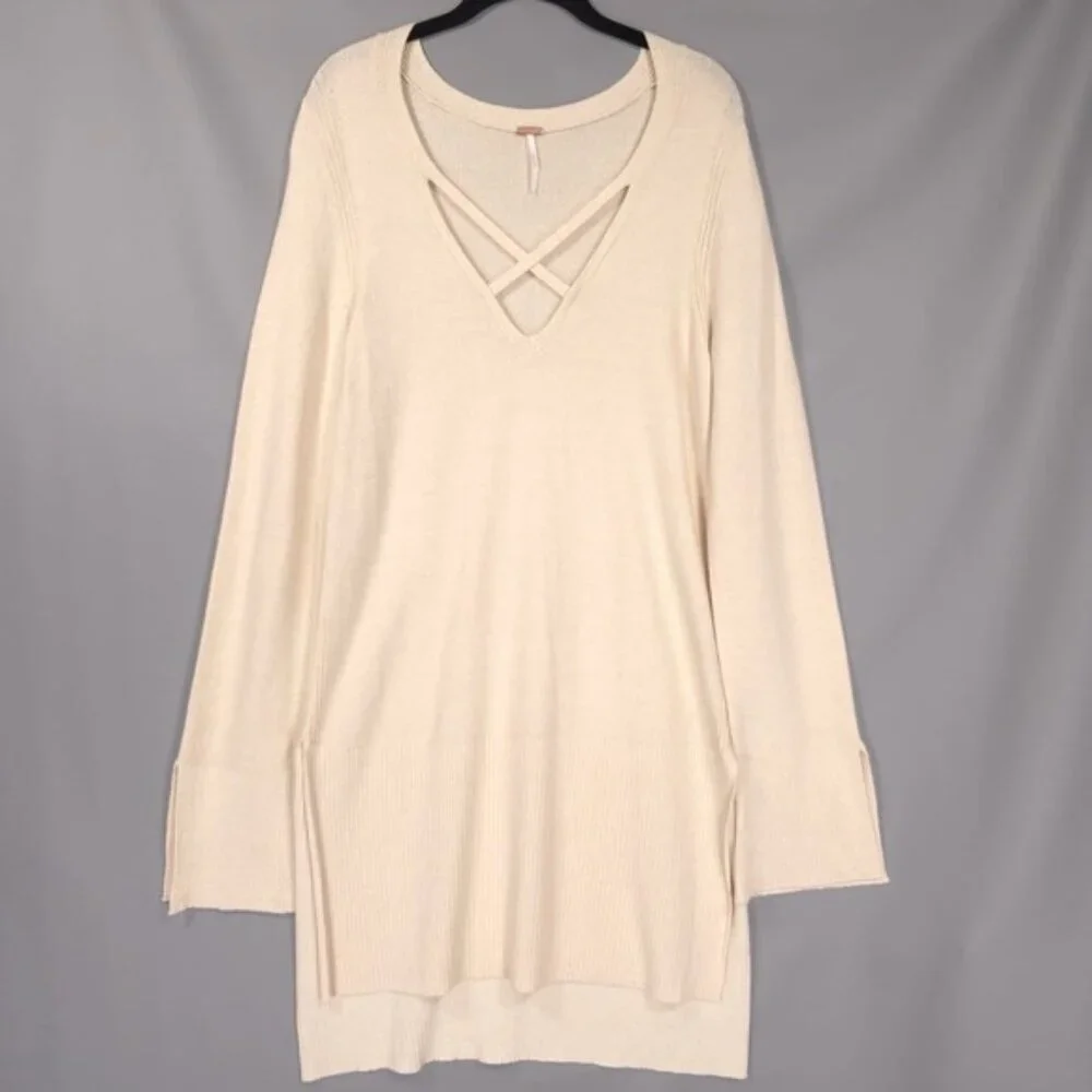 NWT Free People Size LARGE Criss Cross Tunic Sweater V Neck Side Slits Ivory‎
